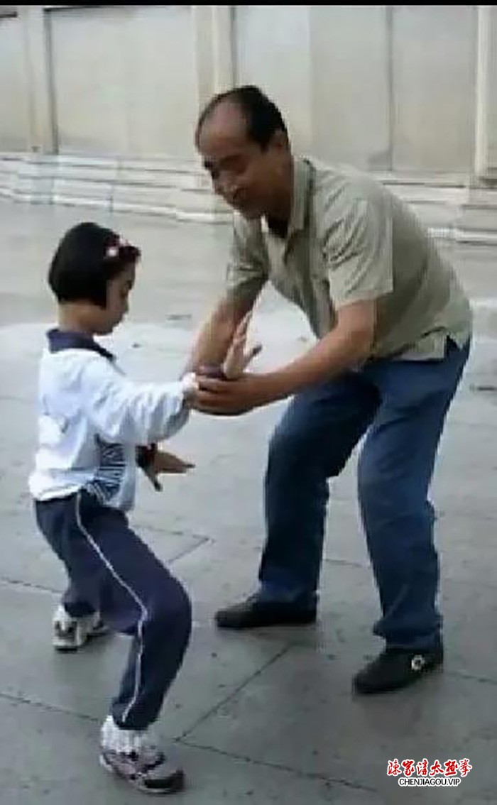 十年修太极 少年展侠威 —记拳如其名的太极拳传人陈卓立