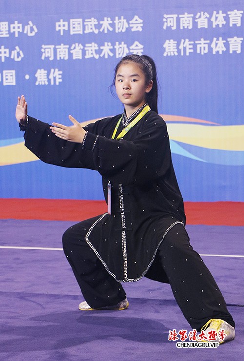 双赛连捷！太极之星乔钰包揽两大赛事四枚金牌