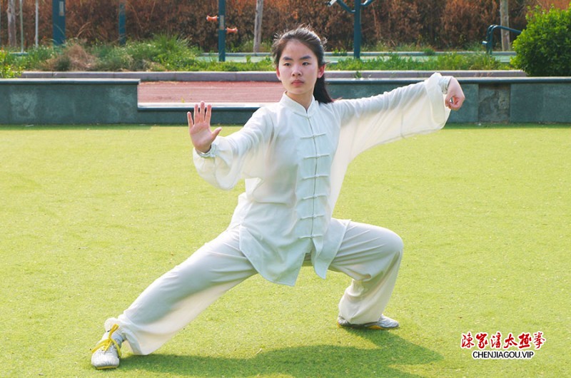 双赛连捷！太极之星乔钰包揽两大赛事四枚金牌